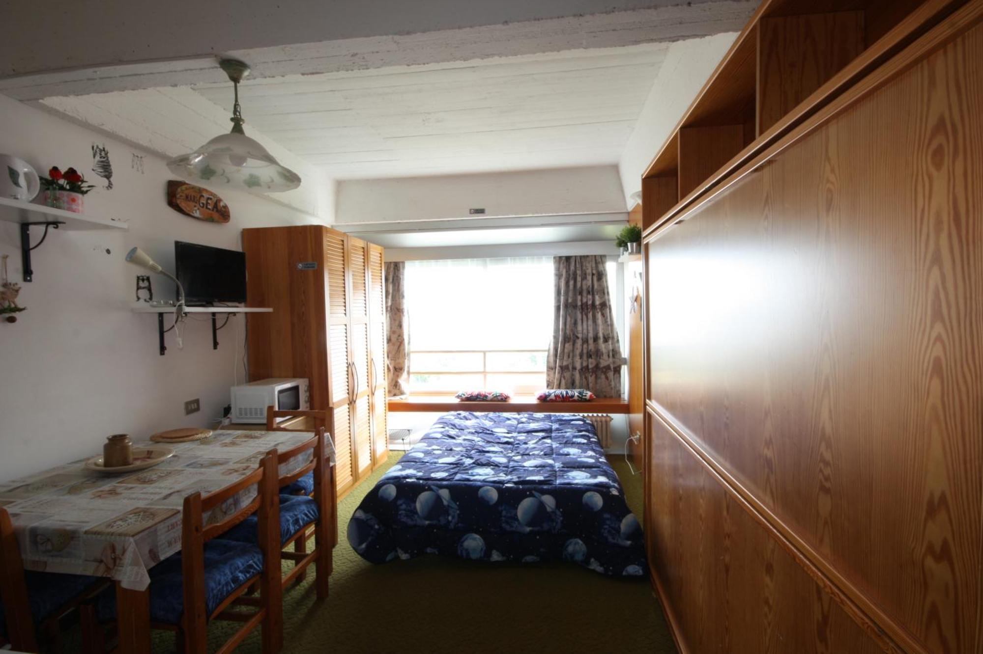Marilleva 1400 Appartamenti Montana Kamer foto